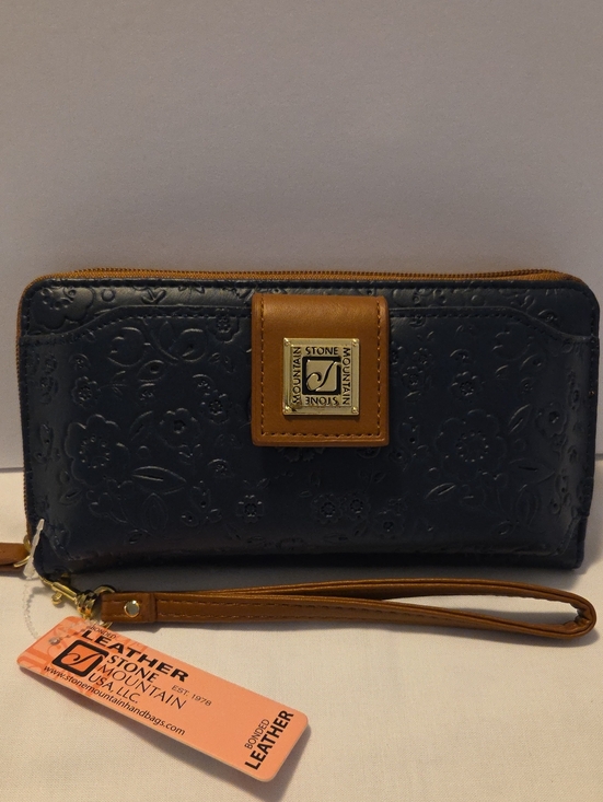 Stone Mountain Accessories Handbags - Stone Mountain Accessories Navy Floral Embossed Wristlet with Tan Trim
